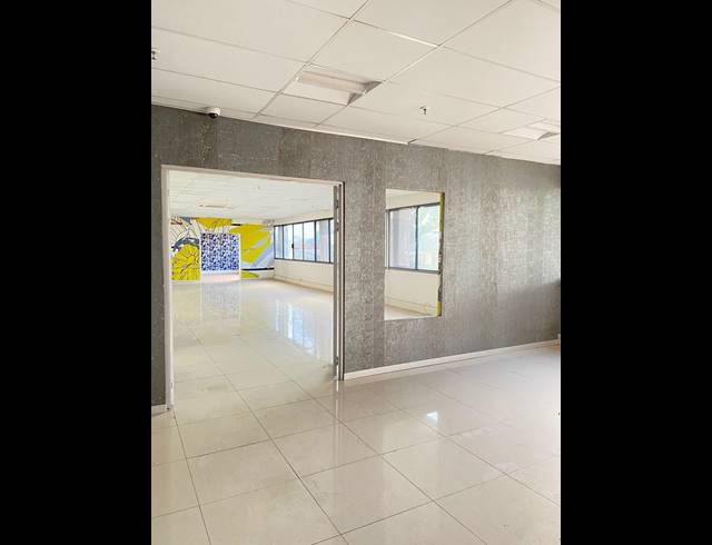 12,263M² WAREHOUSE TO LET IN WYNBERG